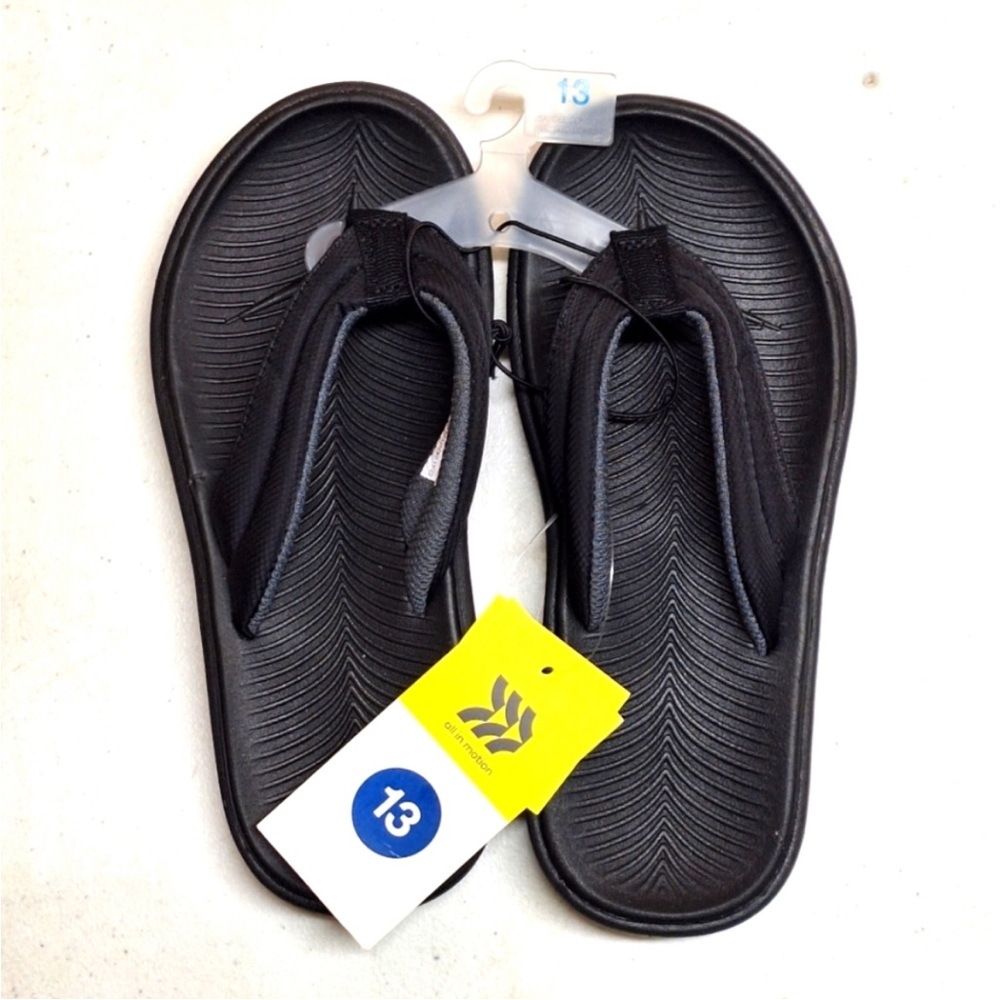 NEW! Kids' Comfort Sterling Slip-On Thong Flip-Flop Sandals, Black